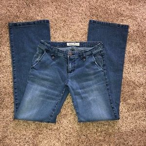 Juniors jeans
